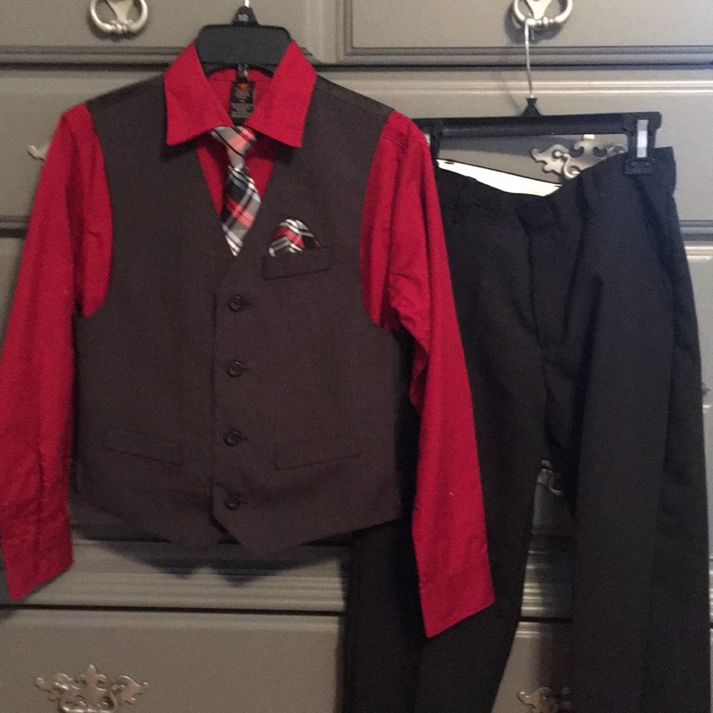 Dockers Boy Size 10 4 Piece Vest set Suit